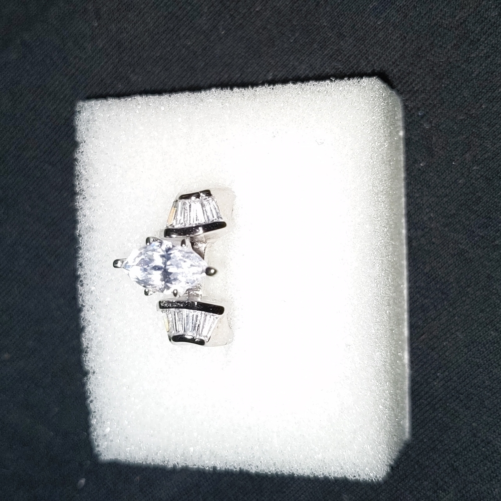 Silver ring with crystals